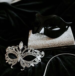 Elegant Silver Clutch Bag